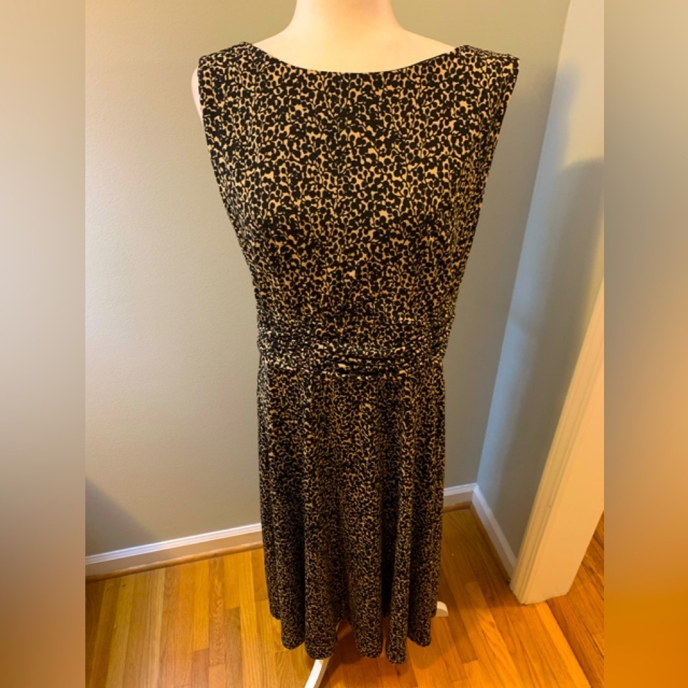 Jessica Howard Black and Tan Midi Dress